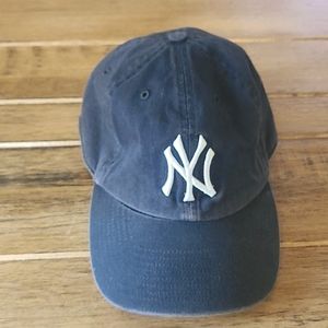 New York Yankees baseball cap
